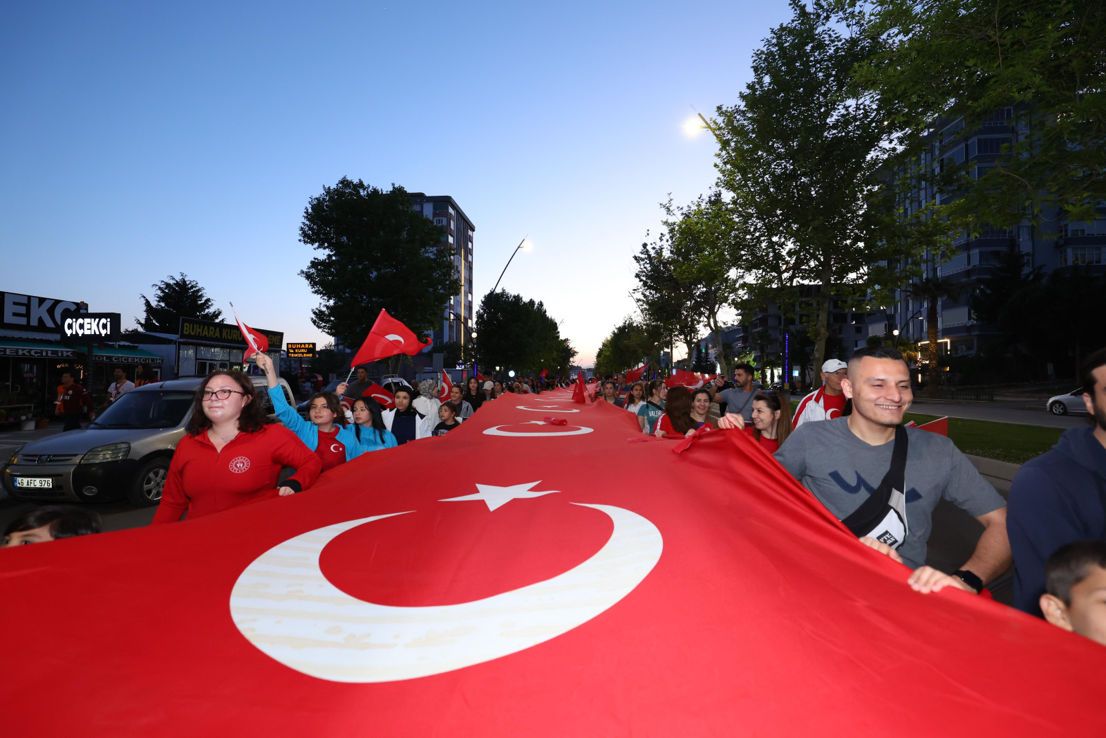 Kahramanmaraş’ta 19 Mayıs Coşkusu: Binler Tek Yürek Oldu