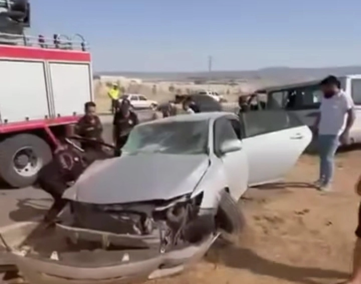  Pazarcık’ta Otomobil ile Minibüs Çarpıştı: 3 Yaralı