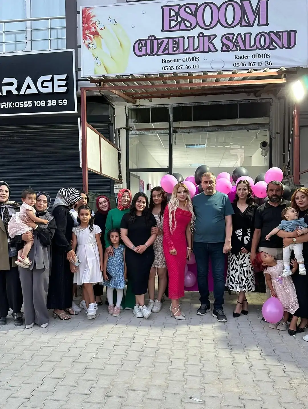 Saloon Esoom 4. Yılını Coşkuyla Kutladı: Güzellikte Sürpriz Kampanya!