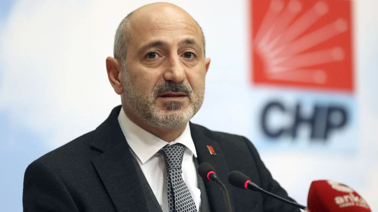 CHP'li Öztunç: 8 Mahalle Susuz, Tarla Mahsul Bekliyor