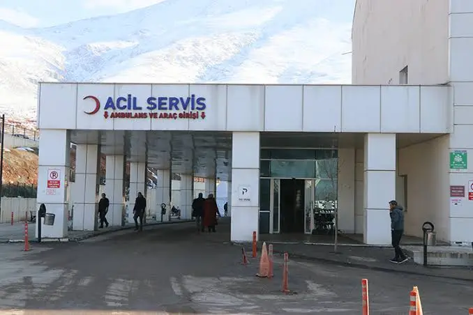 Elbistan’da Trafik Kazası: Yolun Karşısına Geçen Yaşlı Adama Otomobil Çarptı
