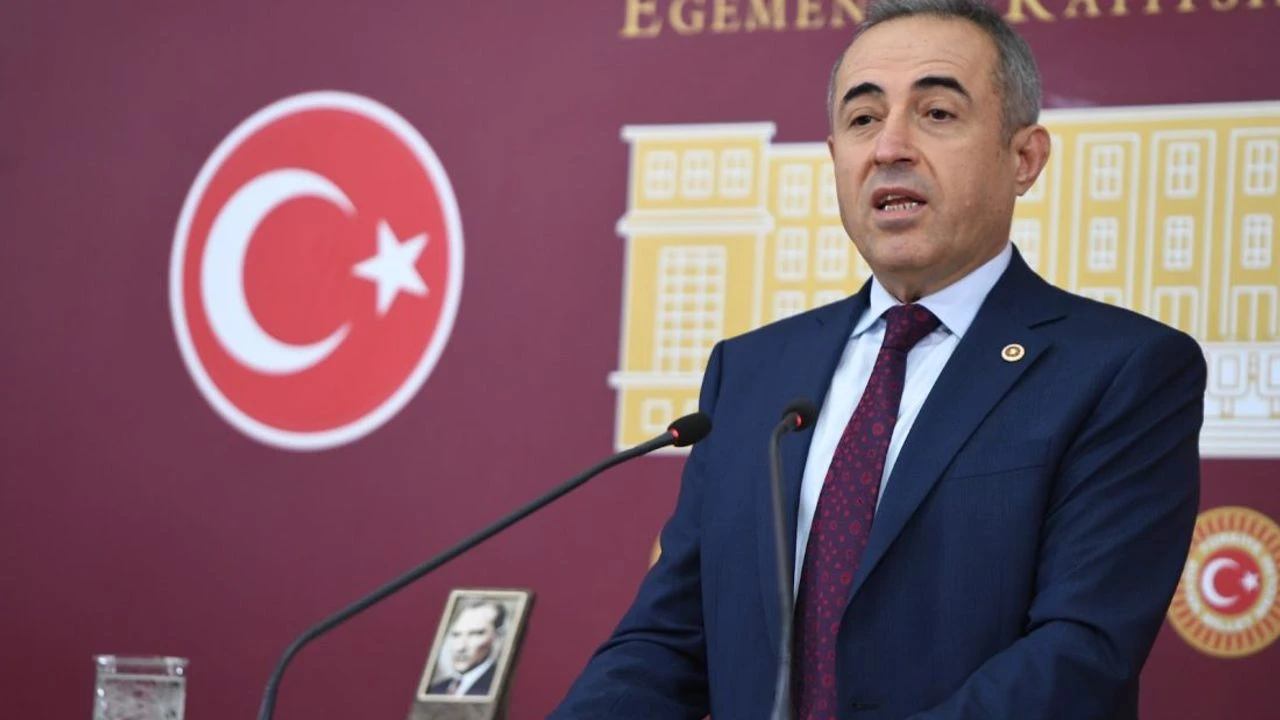 Karatutlu: “Kahramanmaraş Halkı Oyalamayı Değil, Yatırım Bekliyor”