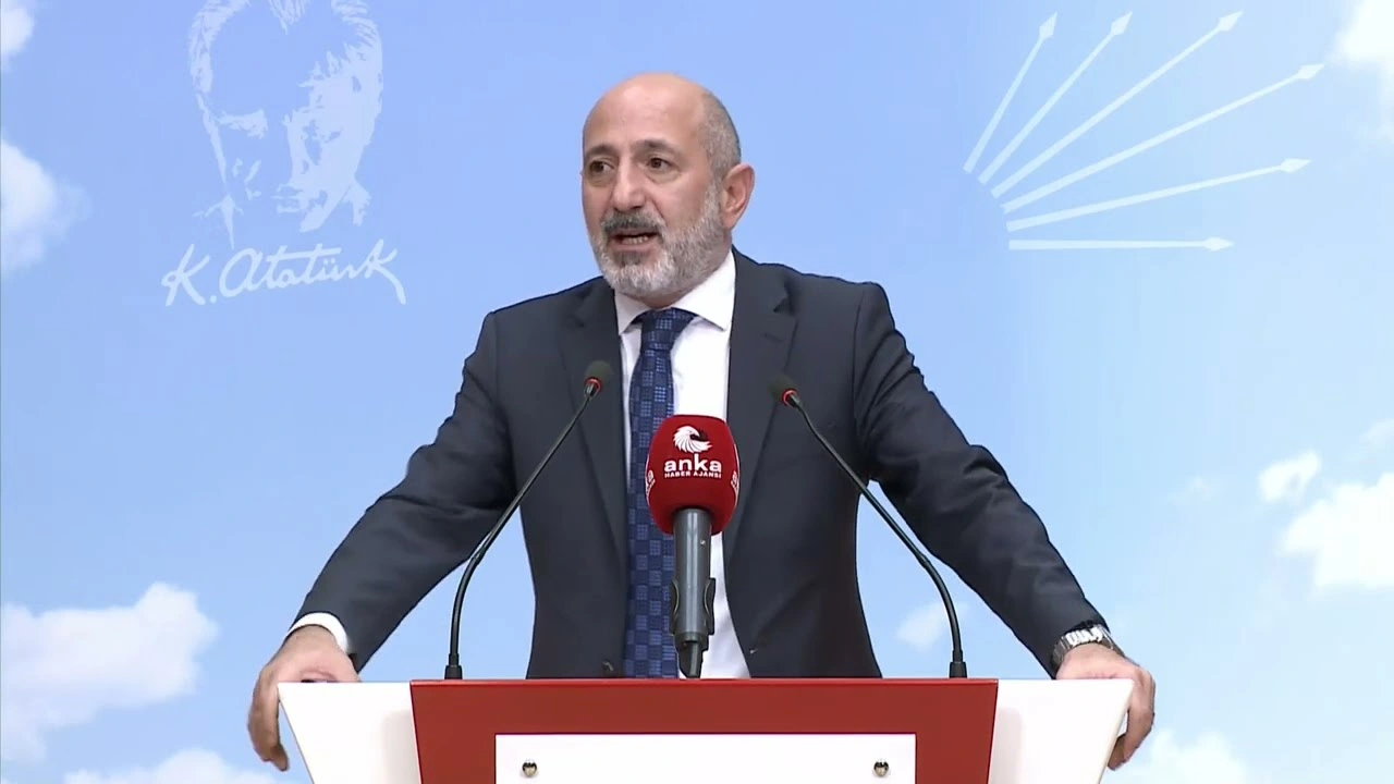 Öztunç’tan Çevre Yasasına Sert Tepki: “Bu Yasa Bizi Alışverişte Görsünler Diye Hazırlandı”
