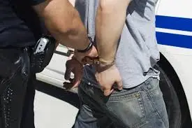 Sahte Kimlikle Polise Yakalandı: 28 Yıl Hapis Cezası Bulunan Hükümlü Tutuklandı